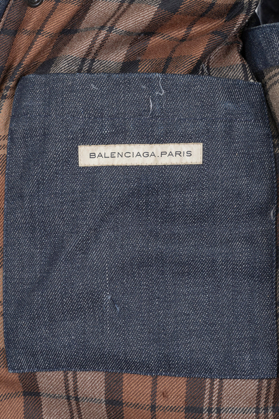 BALENCIAGA BY NICOLAS GHESQUIÈRE