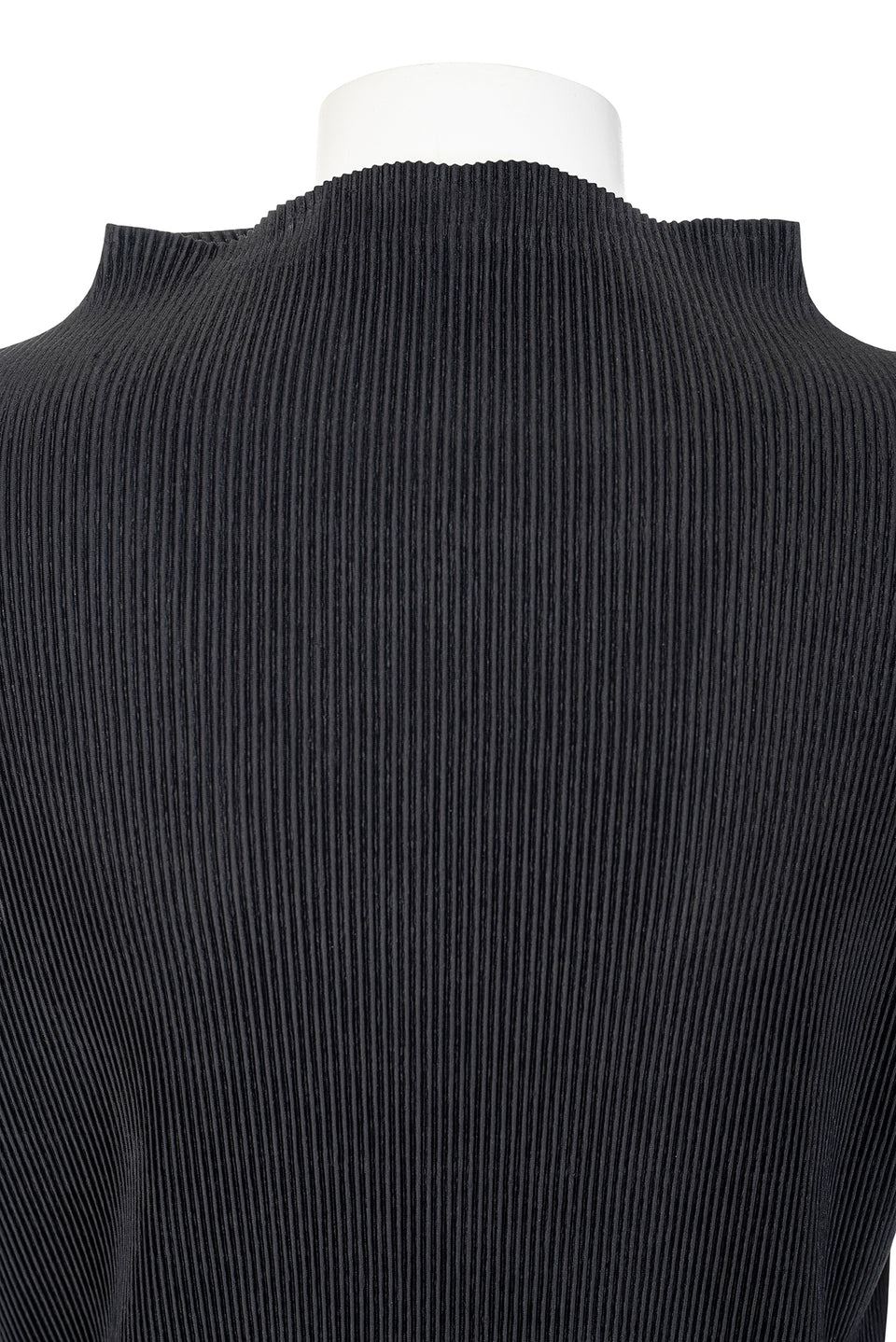 ISSEY MIYAKE