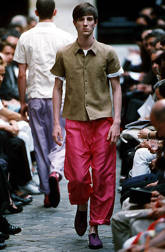 COMME DES GARÇONS
