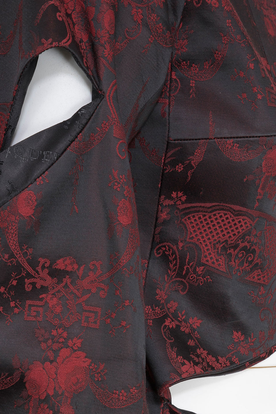 ALEXANDER MCQUEEN