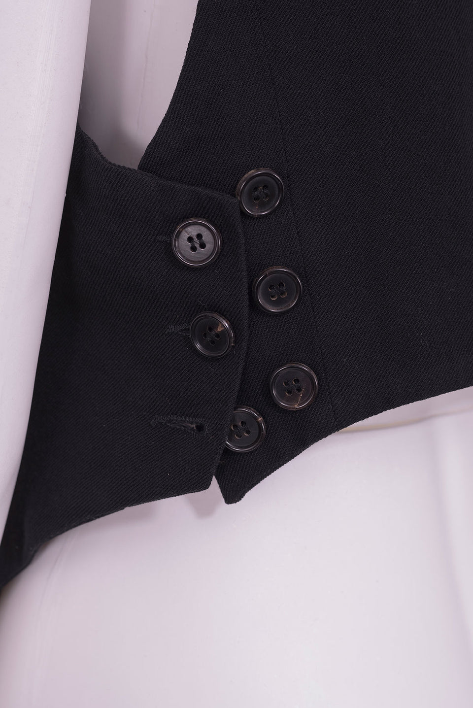 ANN DEMEULEMEESTER