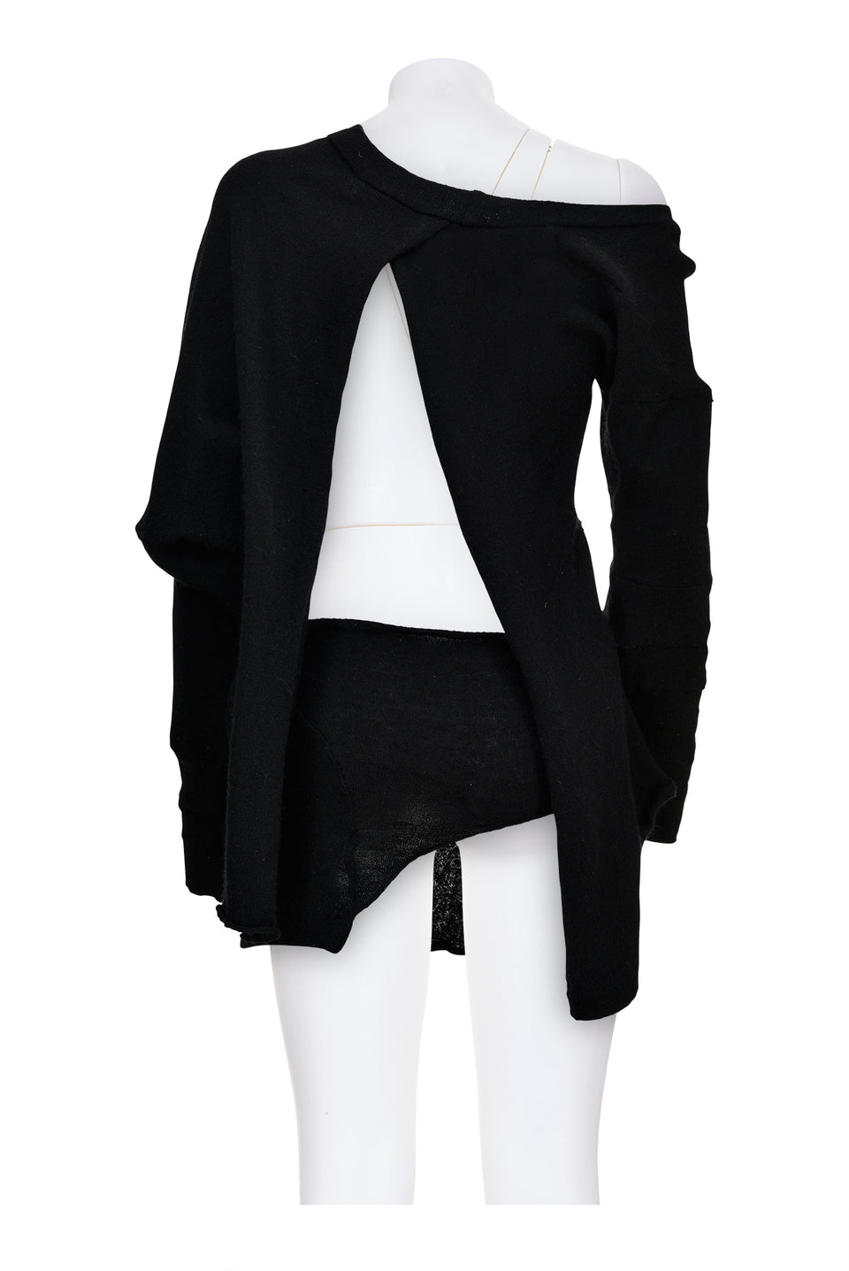 BALENCIAGA BY NICOLAS GHESQUIÈRE