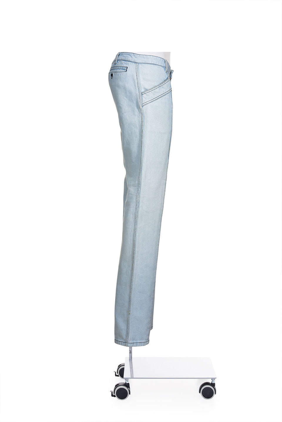 BALENCIAGA BY NICOLAS GHESQUIÈRE