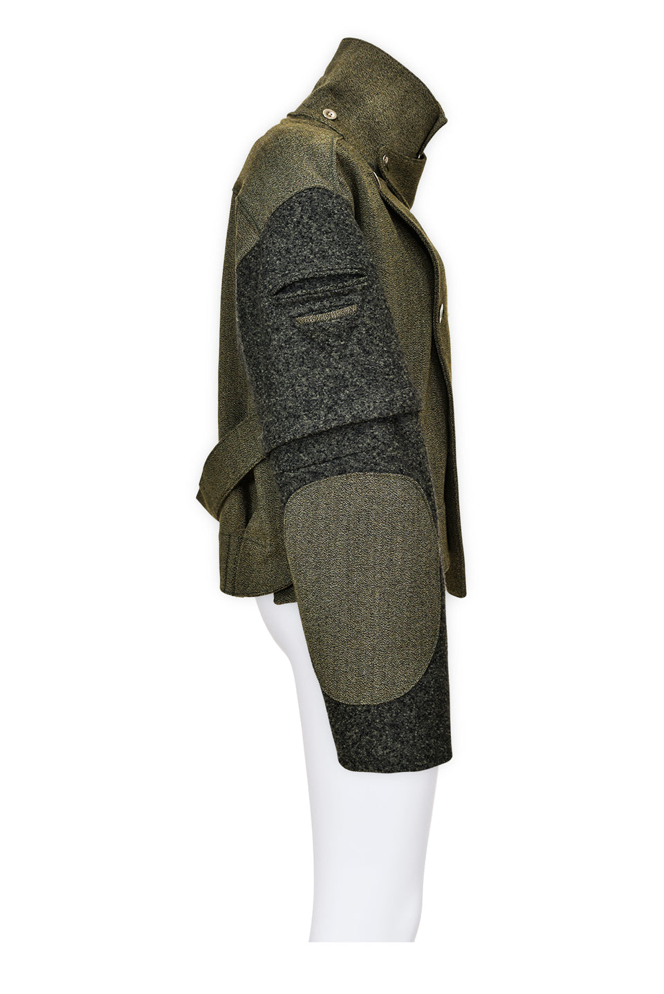 BALENCIAGA BY NICOLAS GHESQUIÈRE