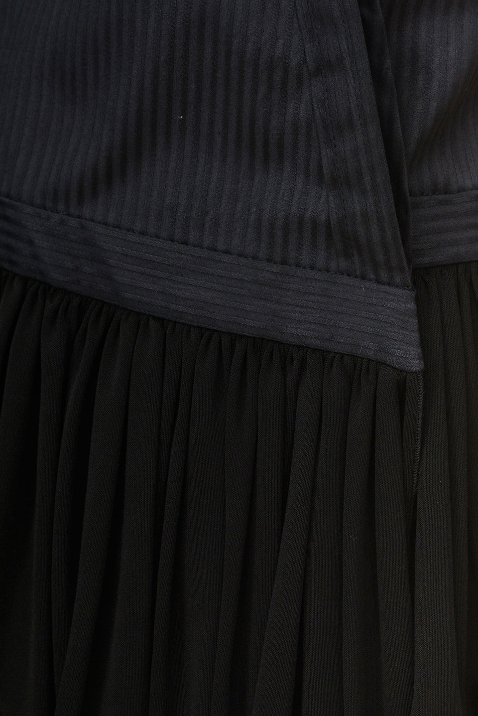BALENCIAGA BY NICOLAS GHESQUIÈRE