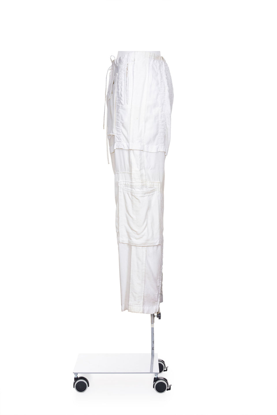 BALENCIAGA BY NICOLAS GHESQUIÈRE