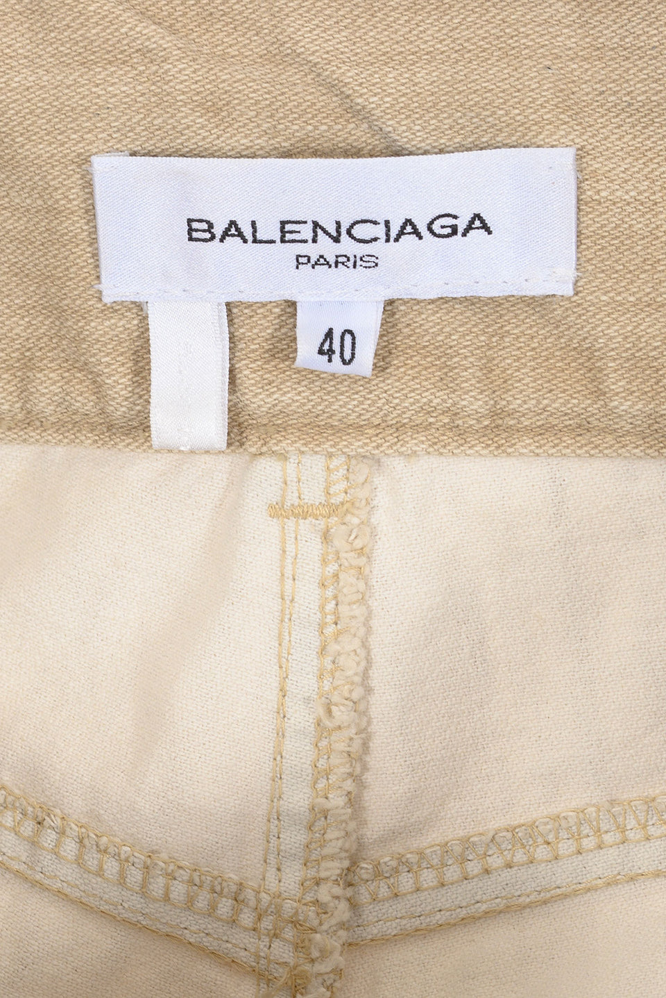 BALENCIAGA BY NICOLAS GHESQUIÈRE