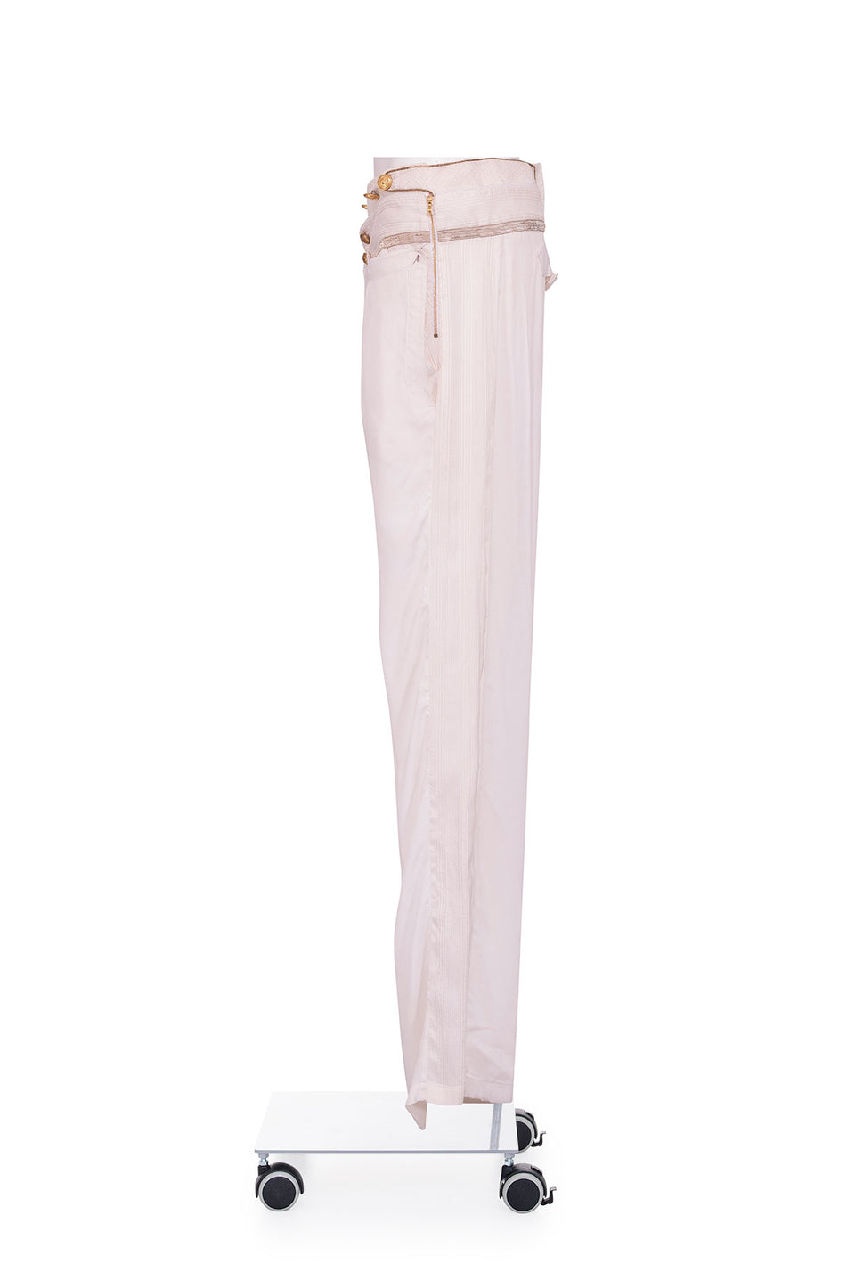 BALENCIAGA BY NICOLAS GHESQUIÈRE