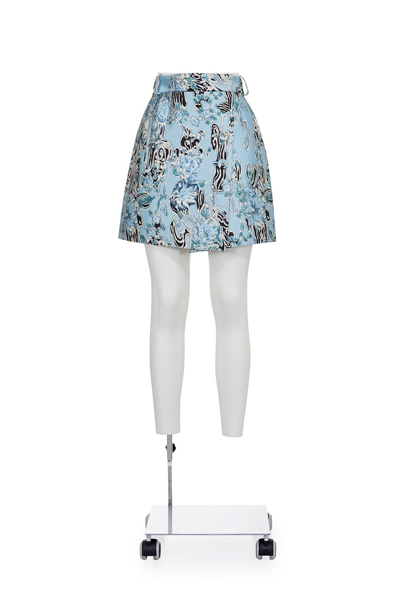BALENCIAGA BY NICOLAS GHESQUIÈRE