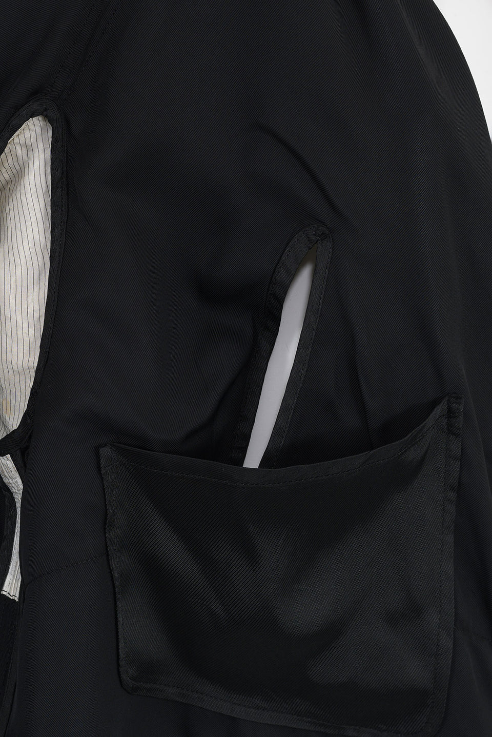 BALENCIAGA BY NICOLAS GHESQUIÈRE