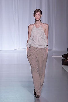 BALENCIAGA BY NICOLAS GHESQUIÈRE