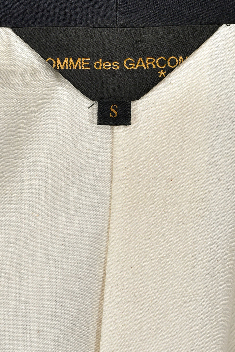 COMME DES GARÇONS