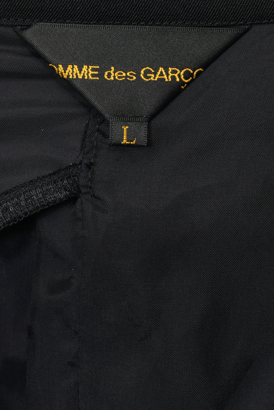 COMME DES GARÇONS