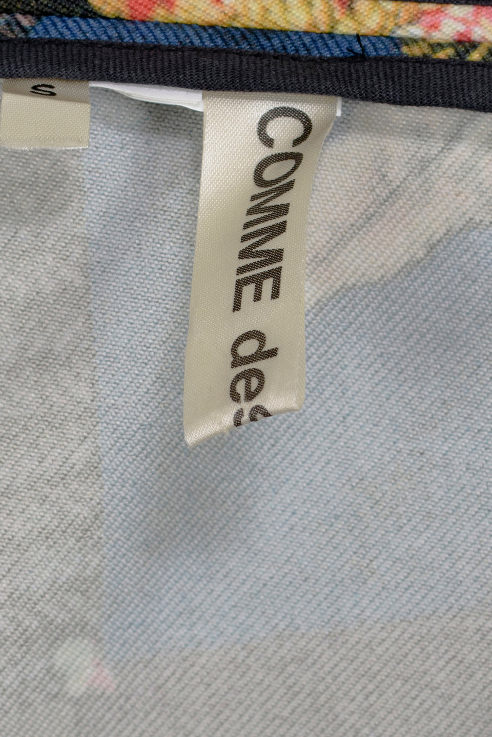 COMME DES GARÇONS