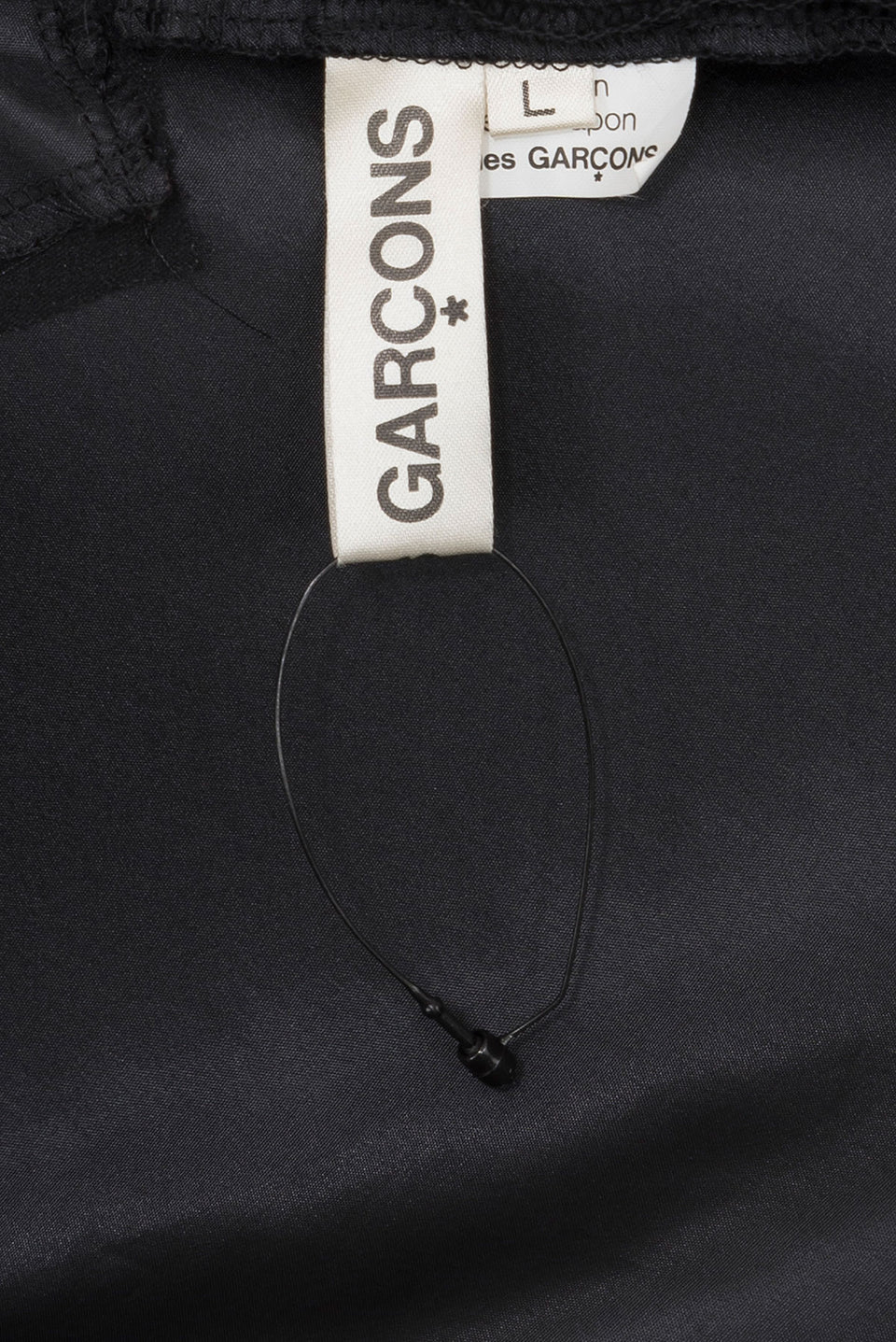 COMME DES GARÇONS