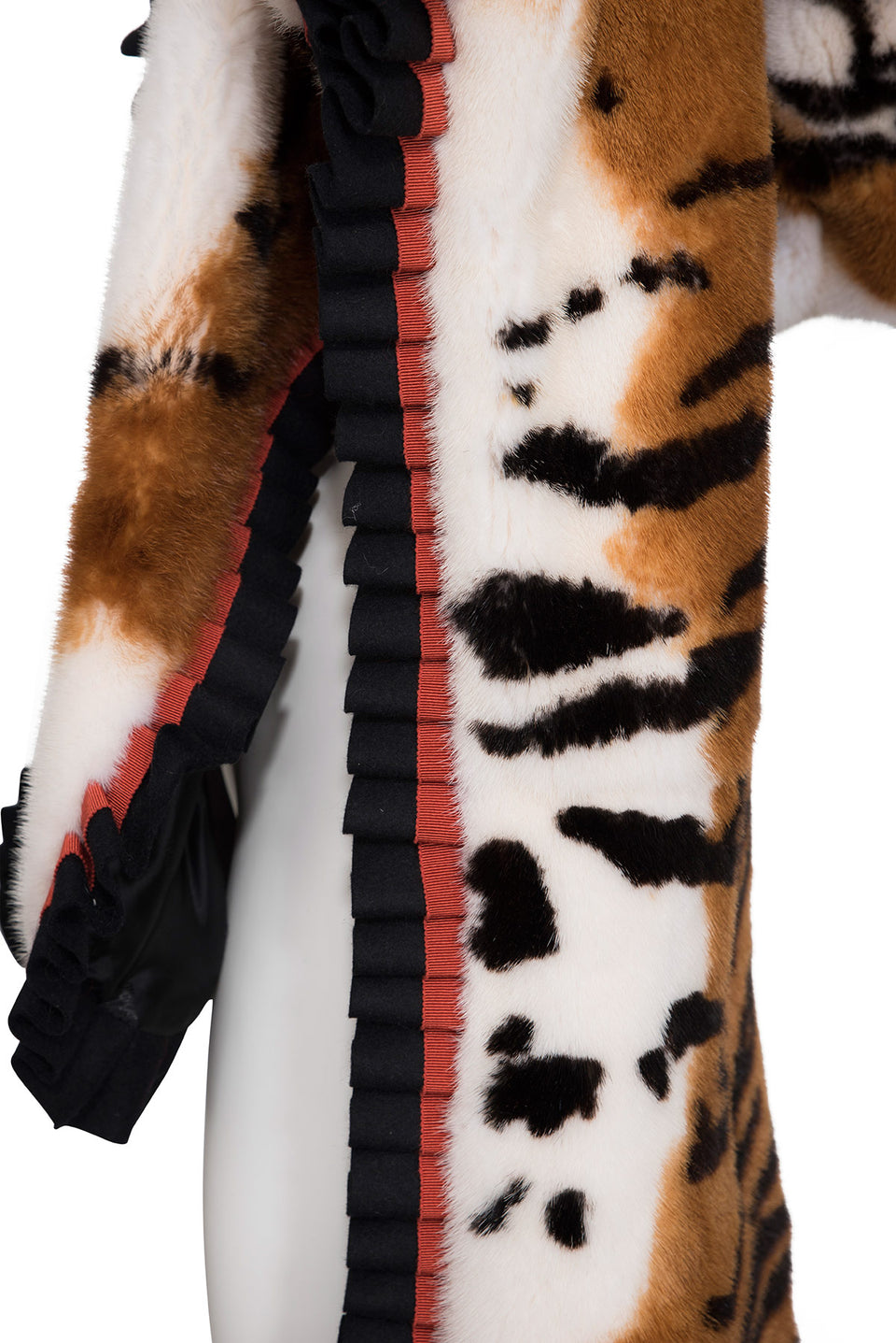 MOSCHINO BY JEREMY SCOTT