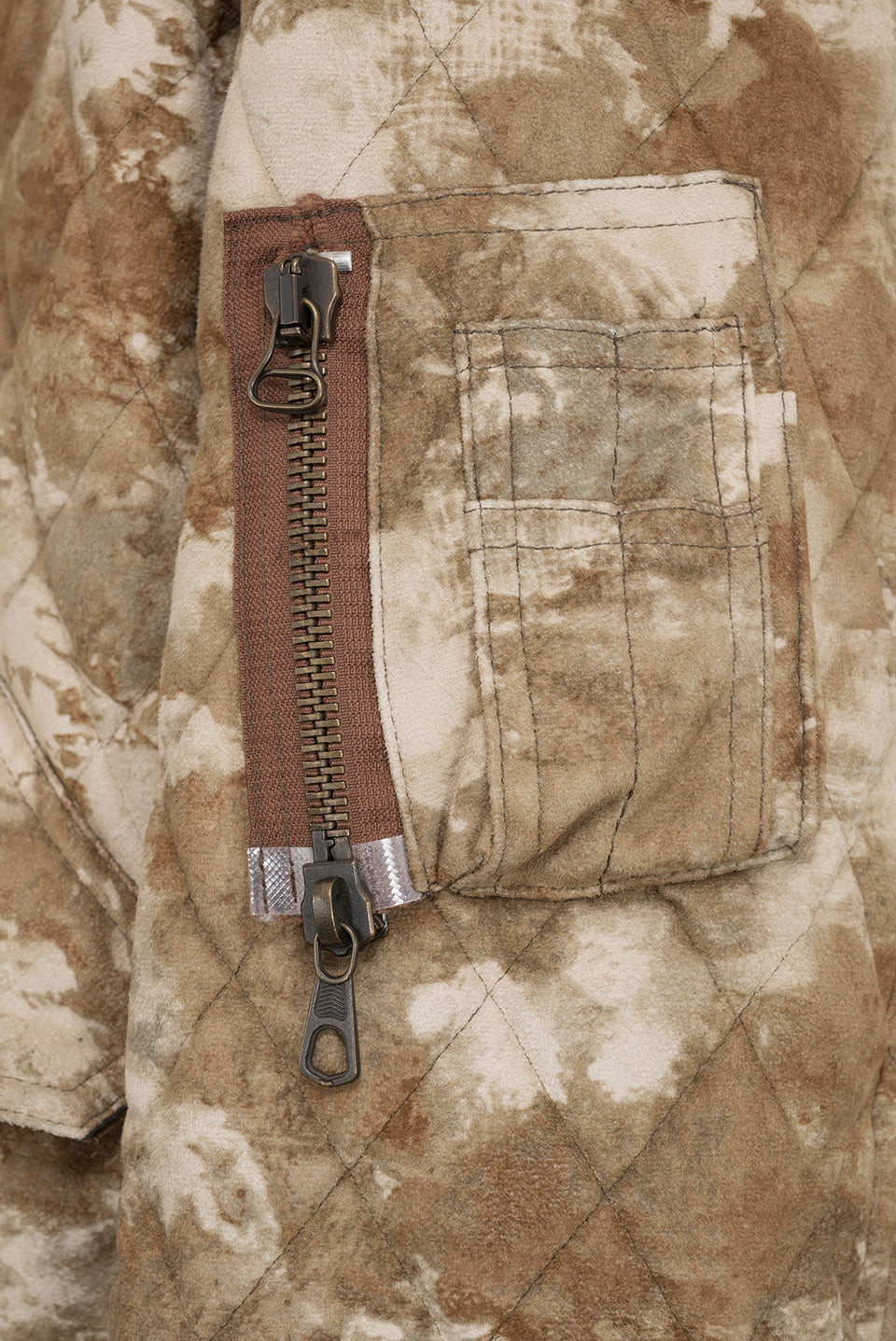 COMPENDIUM 01