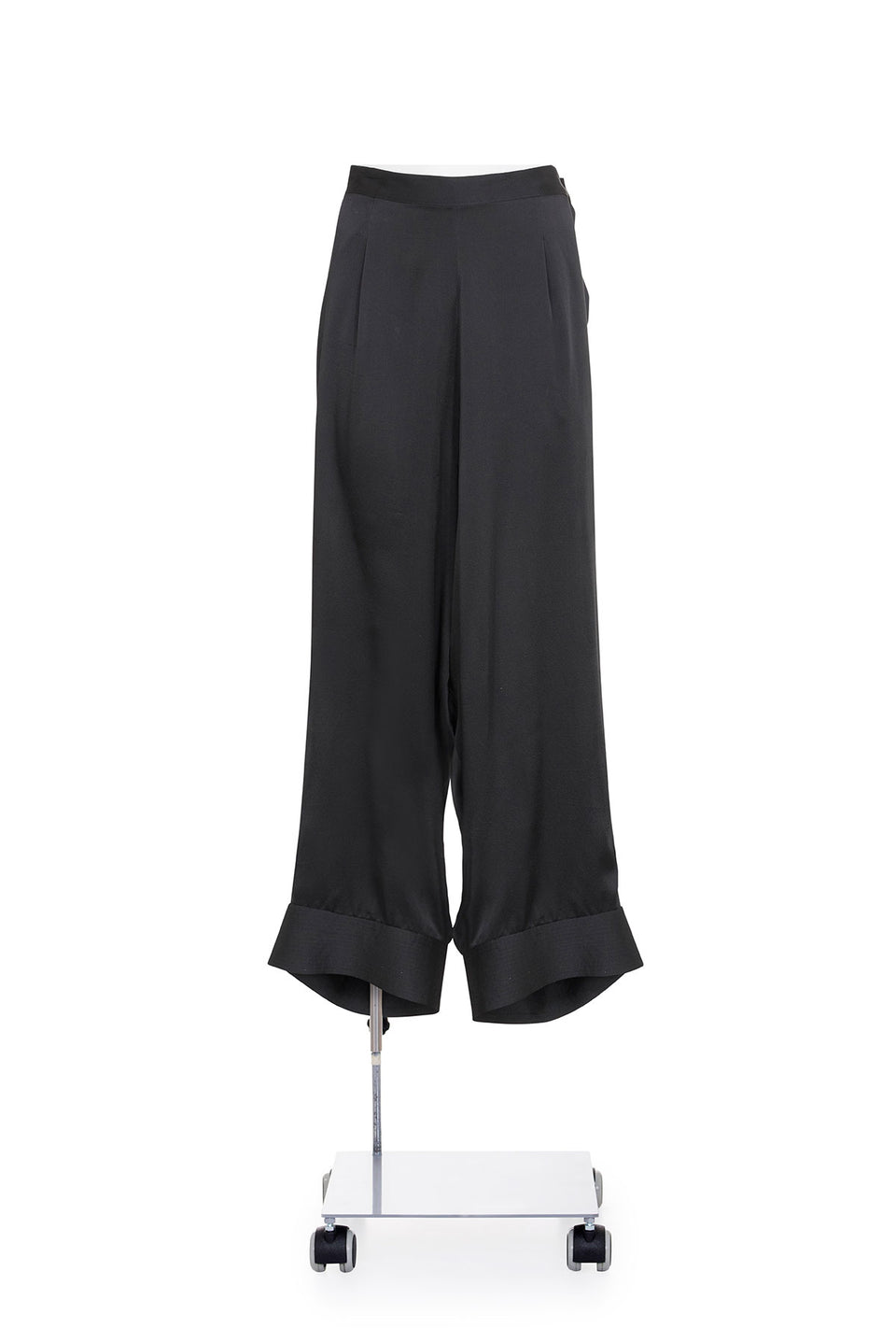 YOHJI YAMAMOTO