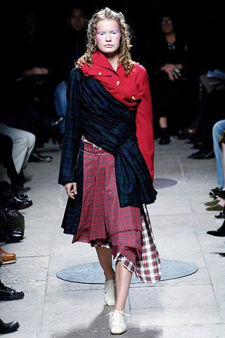 COMME DES GARÇONS