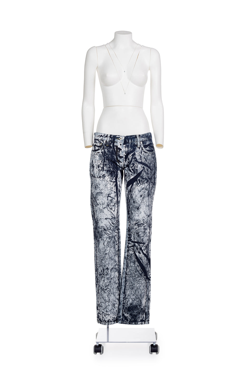 ALEXANDER MCQUEEN