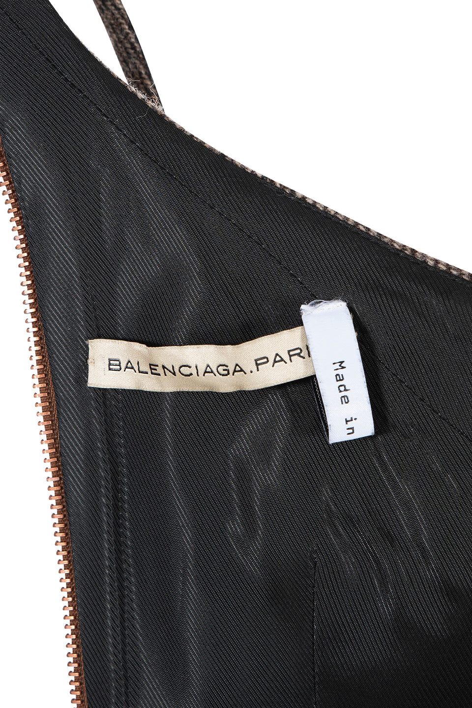 BALENCIAGA BY NICOLAS GHESQUIÈRE