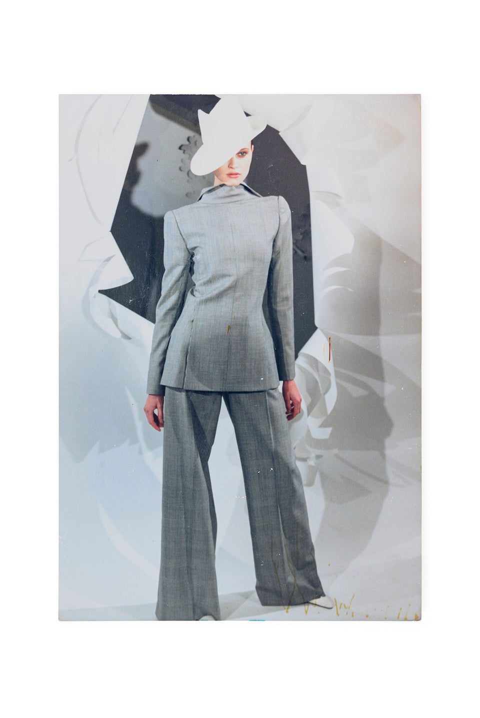 PHOTO RUNWAY CHRISTIAN DIOR BY JOHN GALLIANO